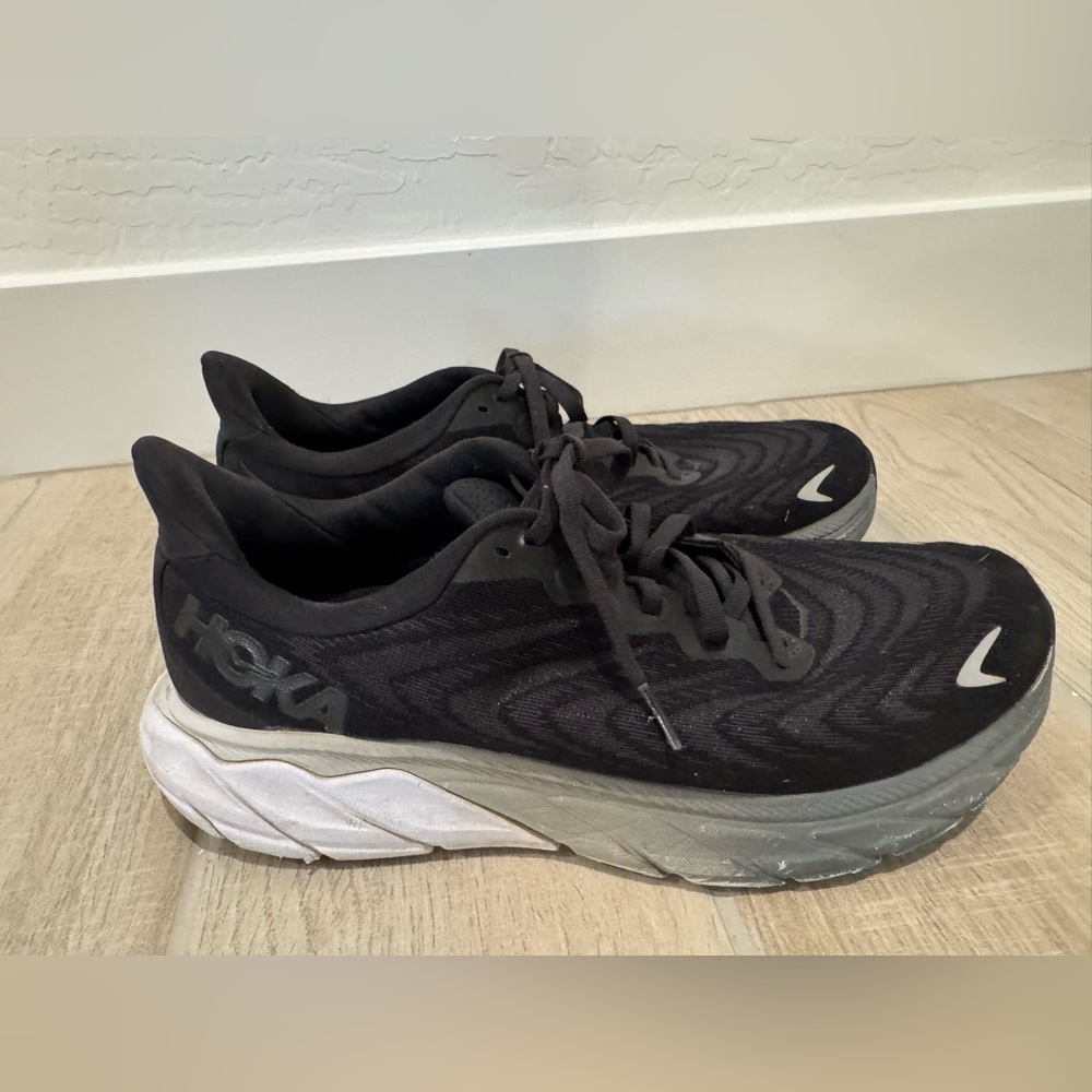 Hoka Arahi 6 Women’s Sneaker | 10B | Blk - Picture 4 of 6